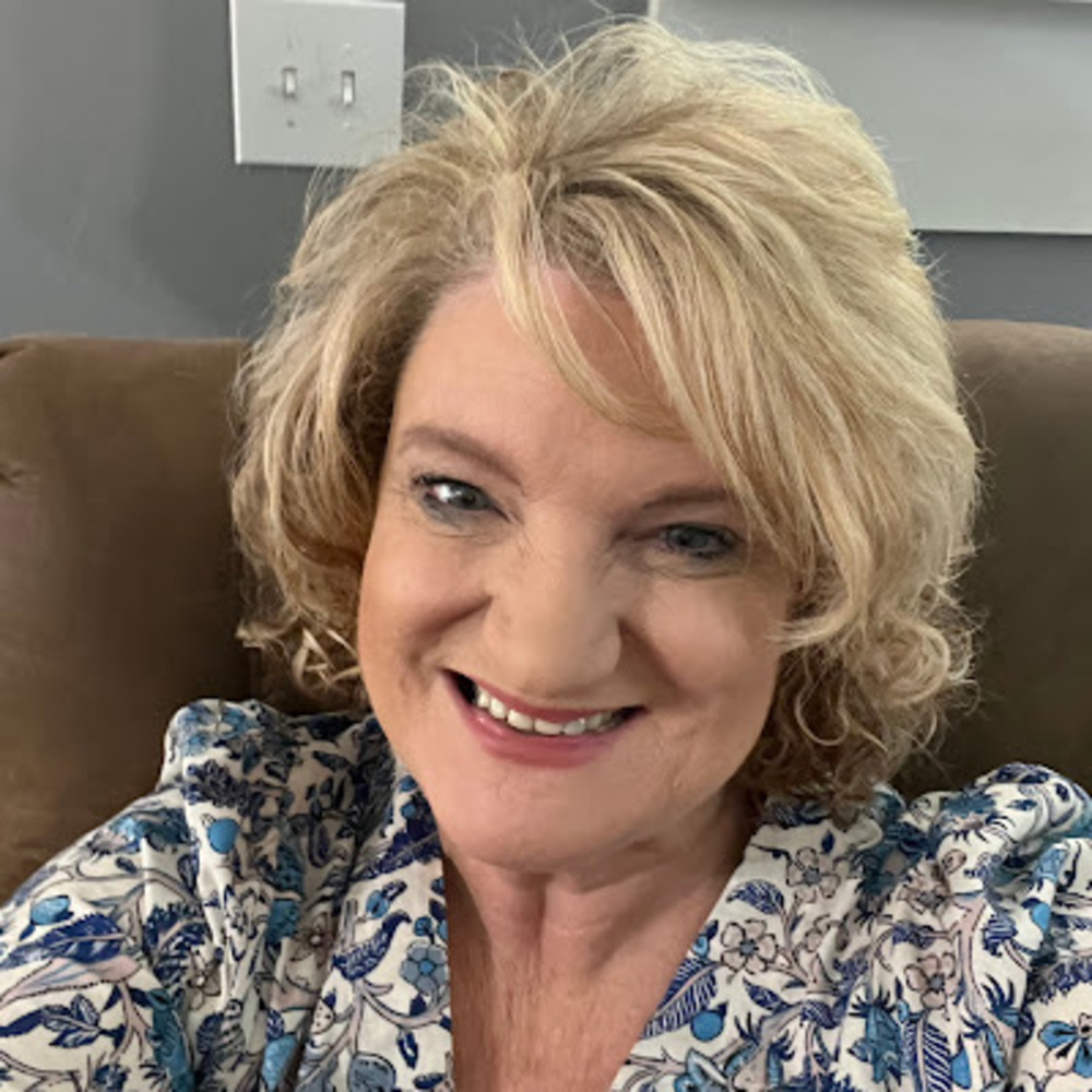 Meet your Posher, Connie